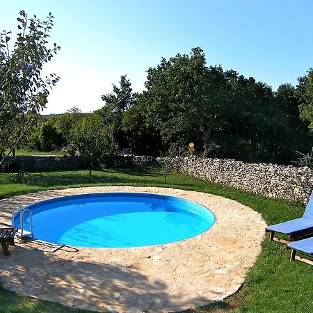 Сasa de vacaciones Holiday Stancija Svogari *