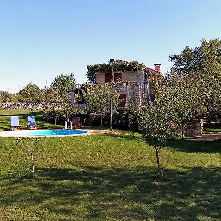 Сasa de vacaciones Holiday Stancija Svogari